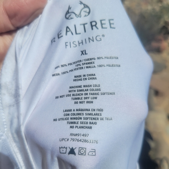 Realtree Fishing Long Sleeve Lightweight Shirt - Picture 4 of 4